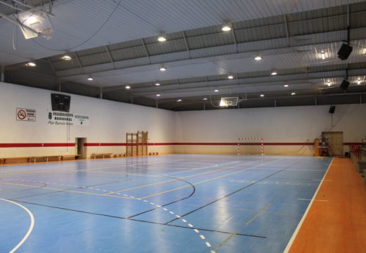O Concello de Lousame saca a licitación as obras de substitución da cuberta do polideportivo municipal por máis de 92.000 €